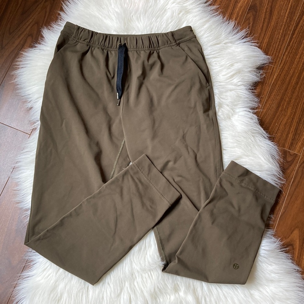 Lululemon pants